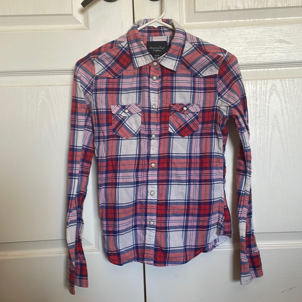 American Eagle plaid button down shirt